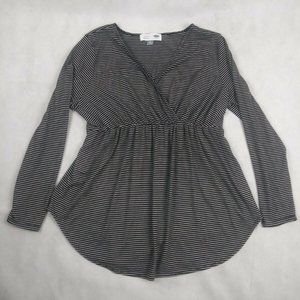 Old Navy Materity Size XL Shirt V-Neck Blouse Black and White Stripe Babydoll